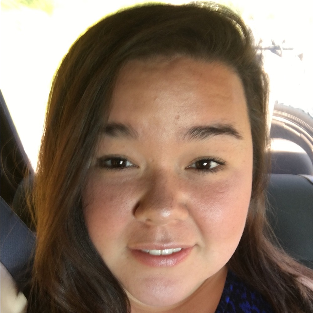 Meet your Posher, April